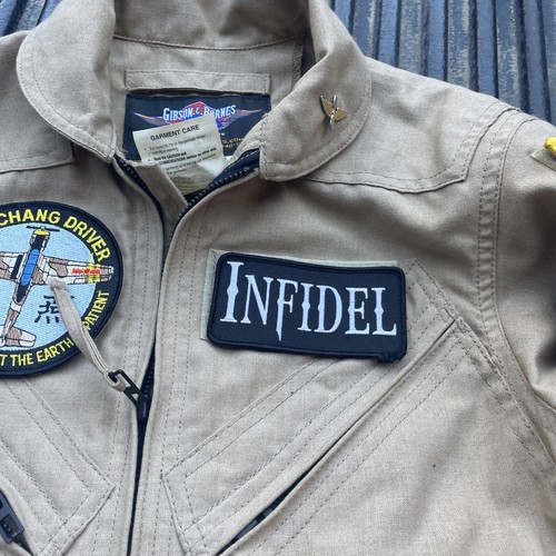 GIBSON & BARNES 40R NOMEX IIIA TAN FLIGHT SUIT Gr. 8T Patches Pin siehe Fotos - Bild 11 von 22