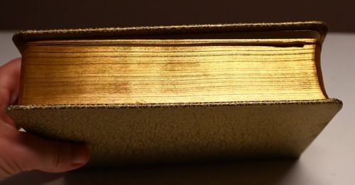 The Catholic Missal 1960 John OConnell Jex Martin Gold Gilt Hardcover Sunday - Picture 5 of 11