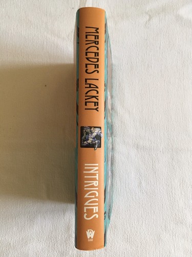 INTRIGUES by Mercedes Lackey HB 2010 1st 1st US Edition In Unclipped Dust Jacket - Bild 3 von 11