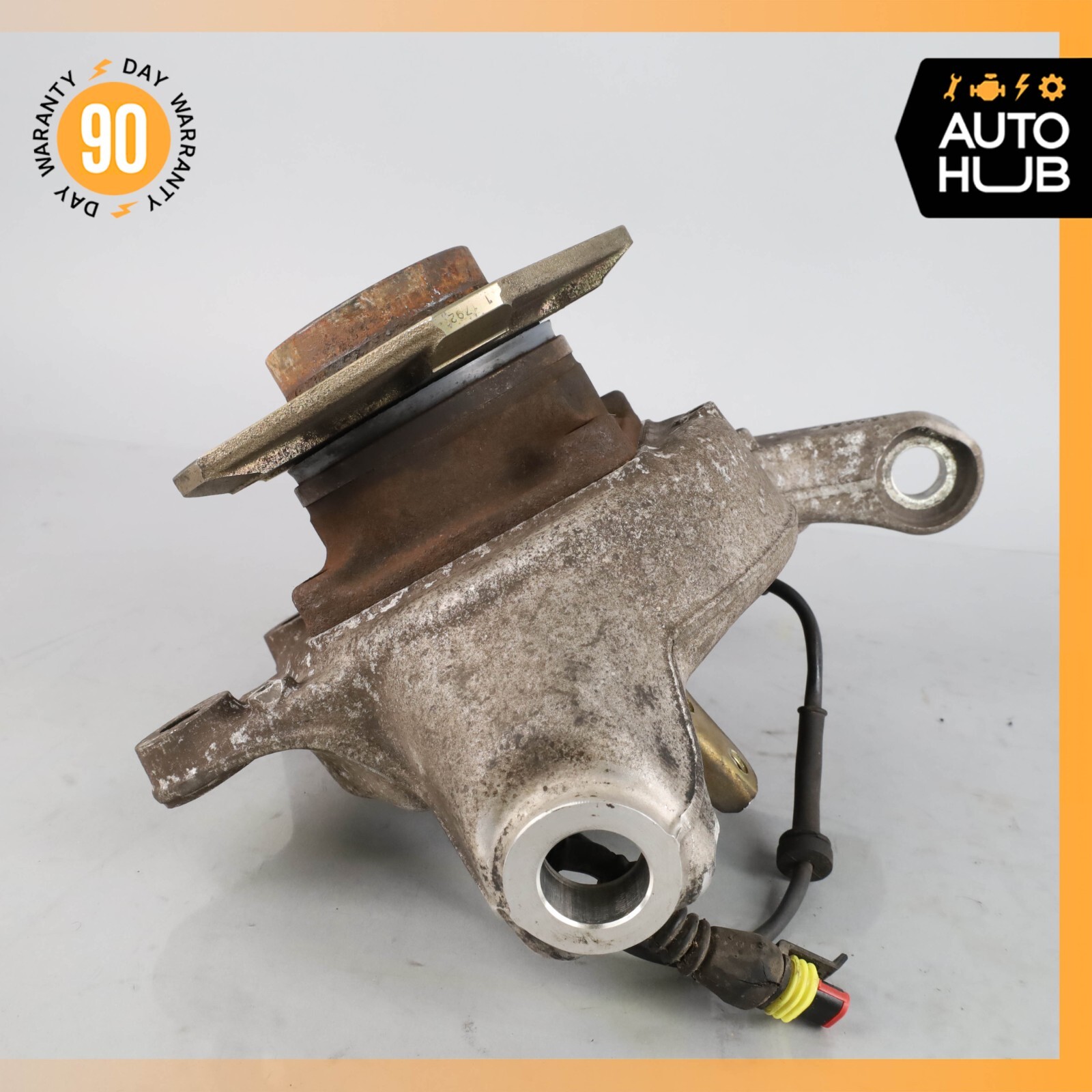 02-05 Maserati Coupe 4200 Cambiocorsa M138 Front Right Side Spindle Knuckle OEM