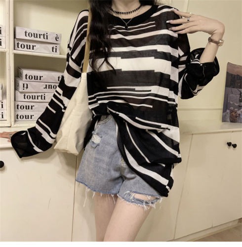 Women's Fashion Trend Striped Thin T-shirt Simple Loose Casual Long Knit Tops - Bild 3 von 13