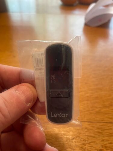 Lot Of 15 Lexar Jump/Flash/Thumb Drives - 16gb, 32gb & 64gb - Picture 3 of 4