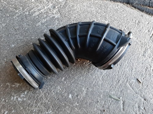 Audi A4 B8 8K Bj09 Ansaugrohr Schlauch für Turbolader  1,8 TFSI CDH CDHA  88kw