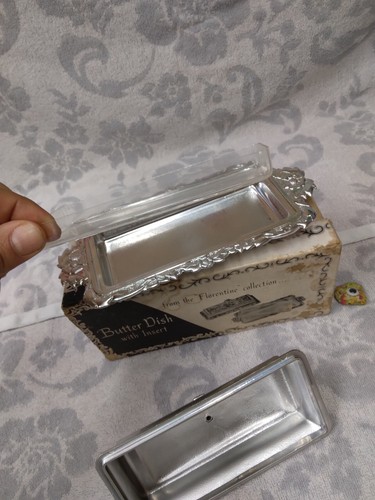 Vintage Butter Dish w/ "Extra Butter" (Florentine Collection) (SEE DESCRIPTION) - Picture 3 of 3