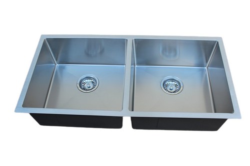 304 Handmade Stainless Steel Kitchen Sink Double Bowls (90cmx45cm) - Picture 3 of 5