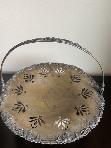12" Antique Compote Candy Fruit Dish Bowl Footed Silver Plate With Handle VTG - Picture 9 of 12