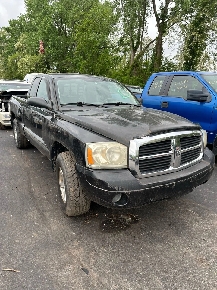 Compresor de aire acondicionado usado para: Dodge Dakota 2007 grado A Foto 2 de 4