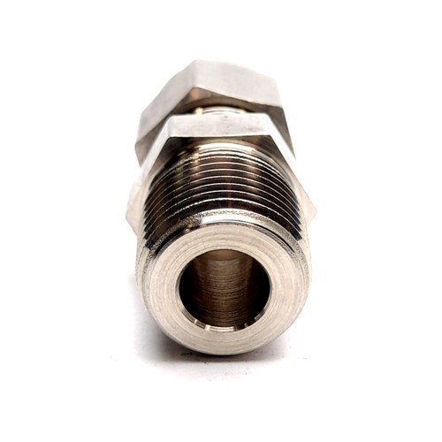 Swagelok SS-810-1-8 Male Adapter, 1/2 in. Tube, 1/2 in. Male NPT, 7700psig - Picture 3 of 4
