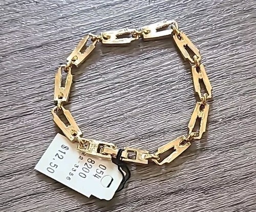 Vintage New Old Stock Letter Bracelet M or W by Citation - Picture 3 of 4