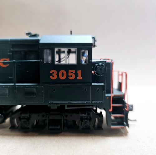 HO Walthers Proto 920-41656 GE U30B Locomotive WP #3051 W/Sounds & DCC - Picture 8 of 15
