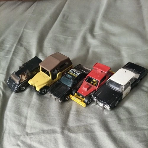 Vintage Hot Wheels Matchbox ERTL Lot of 6  Vette Van Jeep  Sheriff Gremlin 1970s