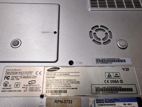 Vintage Samsung V25 Laptop Pentium 4, 2.40GHz bios tested only no hdd read descr - Picture 10 of 18