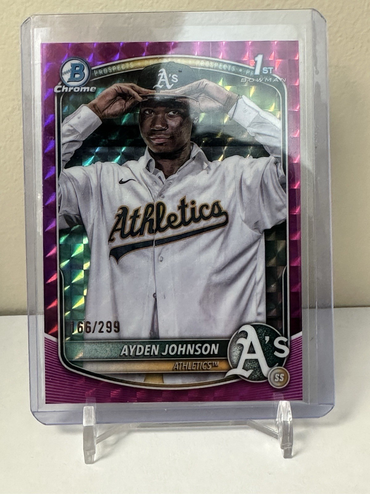 2025 Bowman Chrome - Ayden Johnson 1st Bowman Fuchsia Geometric Refractor #/299