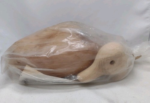 Vintage R.E. Hornick 1979 Ruddy Duck Wood Decoy New Old Stock Kit