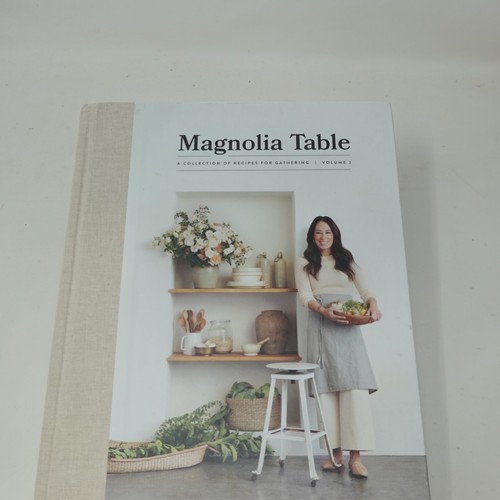 Magnolia Table Volume 2 Joanna Gaines 2020 First Edition Cookbook - Picture 1 of 5