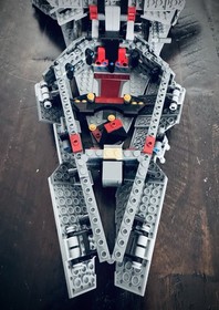 LEGO Star Wars: Venator-Class Republic Attack Cruiser (8039) Almost Complete Set