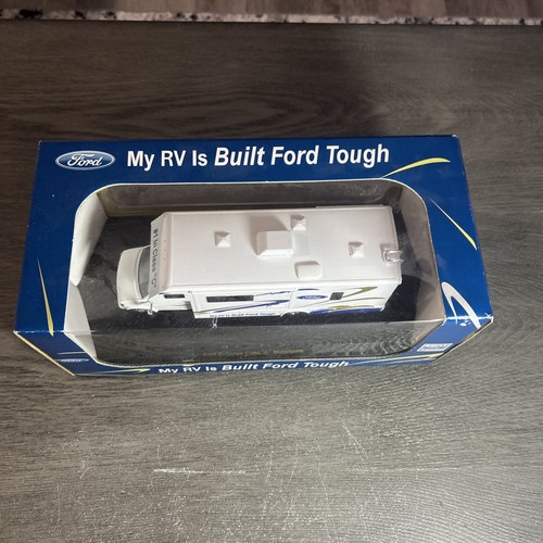 Signature Ford E-Series Class “C” Motorhome RV 8" Plastic Model - Rare & HTF! - Picture 2 of 8