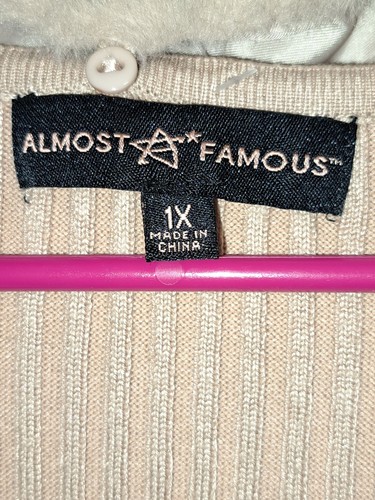 Almost Famous Damen 1X hellbraun Rippstrick Maxi Pullover Kleid Kunstfellkragen/Manschetten - Bild 9 von 11