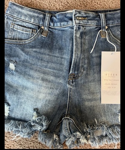 NWT Risen Jean Shorts Frayed Cut Off Size 9/29 - Picture 3 of 6