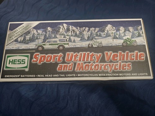 LOT OF HESS TRUCKS - 2 UNOPENED - AMAZING RARE BEIGE HELI AND SAFARI JEEP DEAL!! - Picture 10 of 21