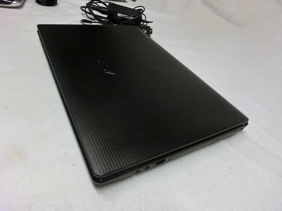 ASUS Notebook, Laptop, 15Zoll IceCOOL Radeon HD6320, AMD E-450,8Gb RAM - Bild 4 von 4