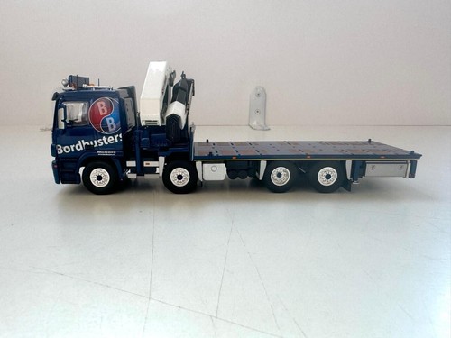 Tekno truck models, Mercedes Benz Actros + Crane+Drag Board Busters, BORDBUSTERS - Picture 10 of 20