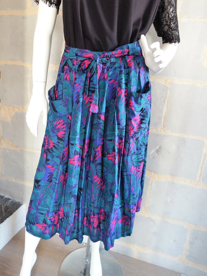 Jupe des années 80 Vintage véritable 100 % Viscose Made In France - Photo 2/4