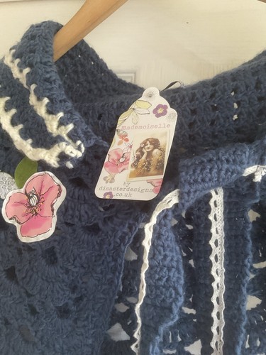 Top con spalle scoperte Mademoiselle By Disaster Design all'uncinetto floreale taglia unica - Foto 2 di 5