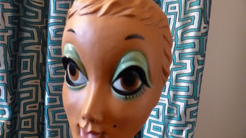 Twiggy Büste, 60er Jahre, vintage (Schaufenster Büste, Hutkopf), brauner Kunstst - Bild 2 von 3
