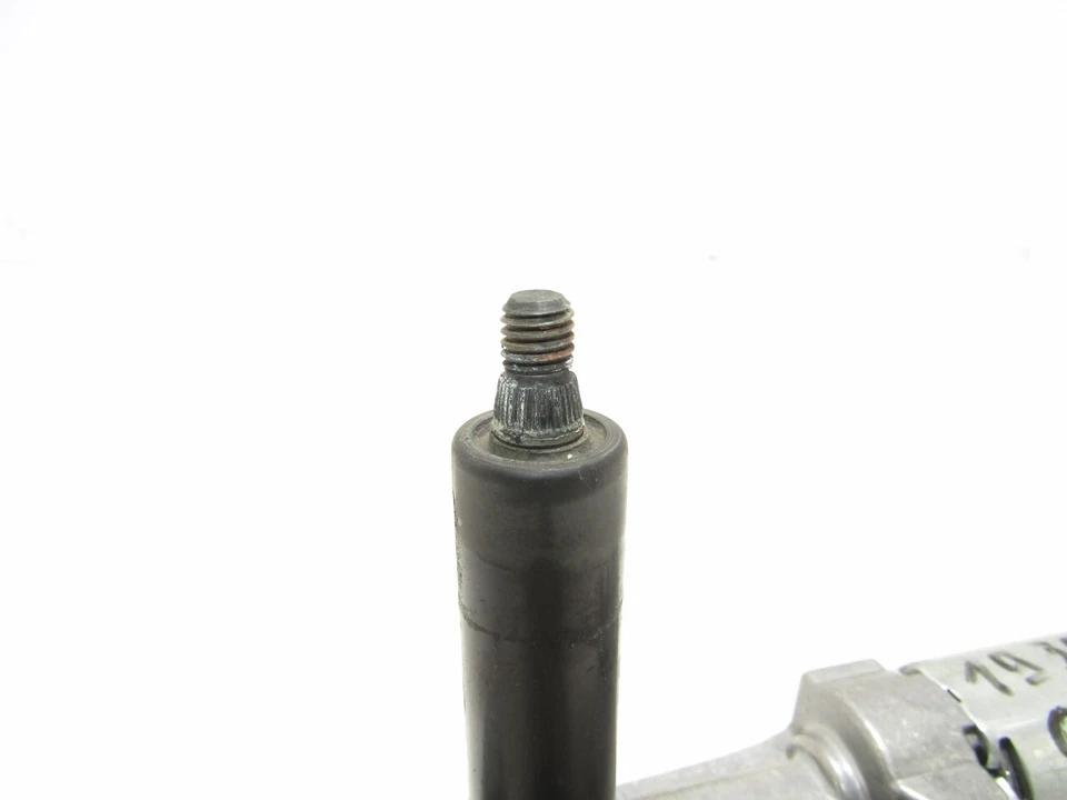 Motor limpiaparabrisas trasero Ford C-Max 2006 Wishermotor trasero 0390201823 Foto 2 de 4