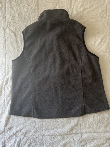 LL Bean Vest Womens L Reg Grey Fleece Sleeveless Casual Collar Zip Pockets - Picture 2 of 7