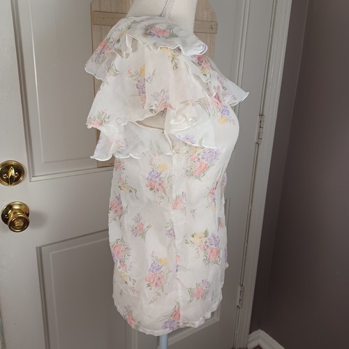 Vintage Avon Fashions Floral Top Womens 7/8 Cream -Ruffle V-Neck & Sleeves - Picture 3 of 14