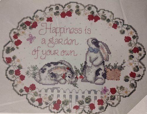 Janlynn Kit Happiness is a Garden - Kit #56-46 Counted Cross Stitch - Picture 1 of 3