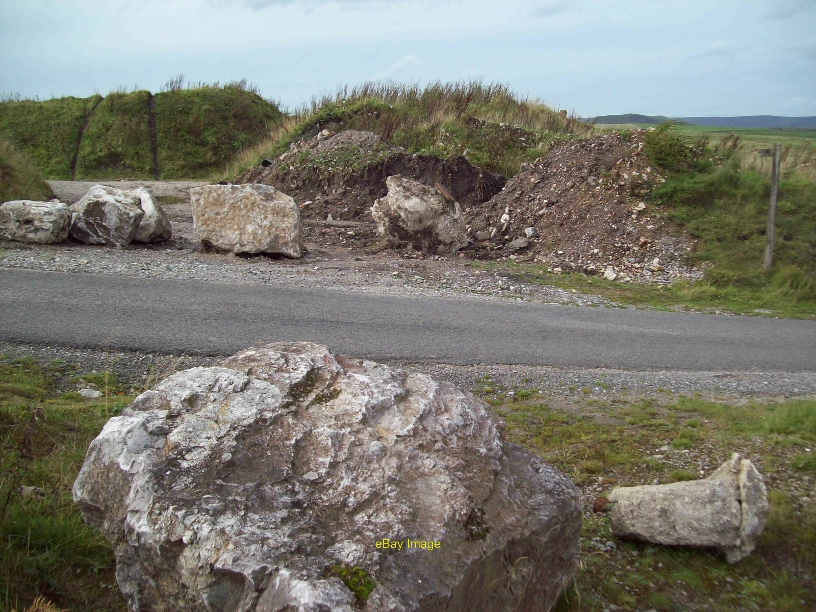 Castleton Quarry Photo 12x8 Spoil from The Moss Rake Calcite Quarry Castleton (The route ...