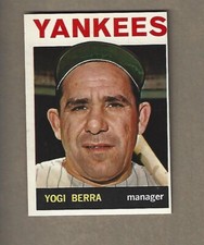 1964   TOPPS   YOGI  BERRA  #  21   NEAR MINT / MINT