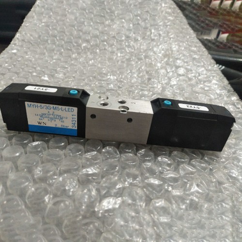 MYH-5/3G-M5-L-LED 34311 For FESTO Solenoid Valve - Bild 2 von 6