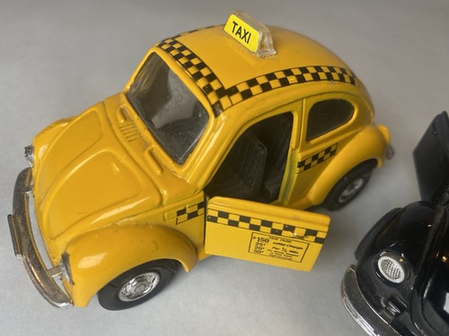 Lot Of 4 VW Toy Cars. 2 Kinsmart: Flower Beetle, Touareg. Pull & Go. Doors Open. - Picture 6 of 20