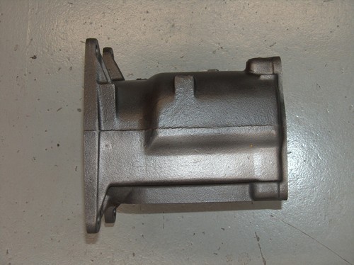 1962 Chevy Borg Warner T10 4 Speed Transmission Cast Iron Main Case T10-1B W-1 - Foto 8 di 16