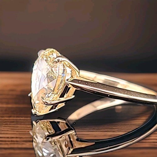 Anillo de compromiso de oro amarillo de 14k 3,51 quilates Diamante amarillo corte pera natural certificado GIA - Imagen 7 de 11
