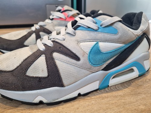 Men's NIKE AIR Size 11 Trainers Running Gym Shoes Boots - Picture 4 of 9