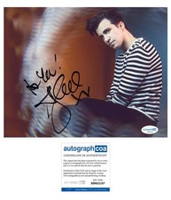 Gavin Creel "Mary Poppins" Broadway AUTOGRAPH Signed 8x10 Photo ACOA Gavin Creel "Mary Poppins" Broadway AUTOGRAPH Signed 8x10 Photo ACOA