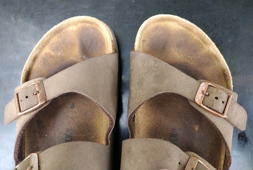 BIRKENSTOCK Talla 34 (US Kids 3 - 3.5) Roma Burkibuc Mocha Vegano. Buen estado - Imagen 6 de 19