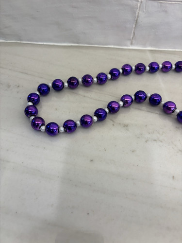 Krewe Of Tucks Mardi Gras New Orleans Collector Signature Toilet Bead Throw - Picture 5 of 6