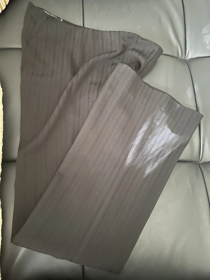 Pantalones de vestir originales Bebe Bootcut tiro bajo negro carbón oscuro rayas mixtas talla 4 Foto 4 de 4