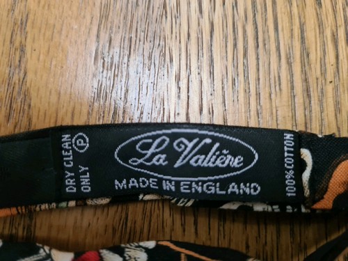 Vintage Pirate Skeleton Bow Tie - Picture 5 of 5