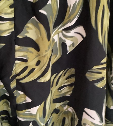 Boohoo Größe 18 Damen Shorts Spielanzug sehr guter Zustand - Bild 9 von 13