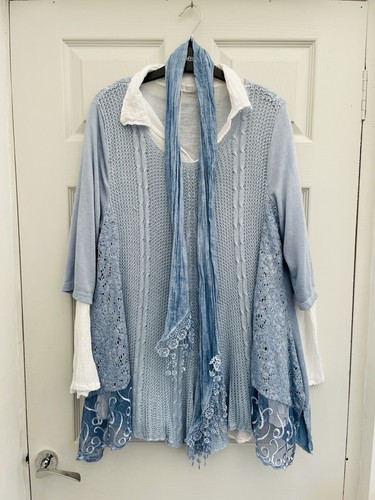 MADE IN ITALY weißes Shirt & blaue offene Strick Tunika Pullover Co Ord Gr. 16-18 neuwertig