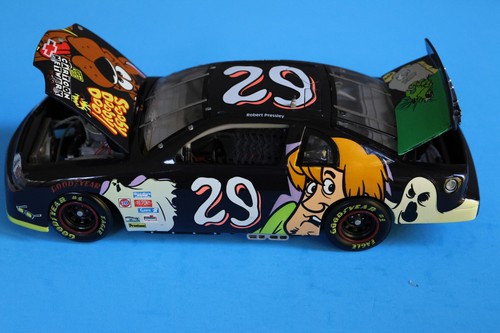 Robert Pressley ELITE #29 Scooby Doo 1997 Monte Carlo 674 of 1200 RCCA 1:24 NEW - Picture 15 of 24