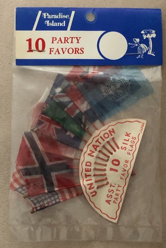 Vintage 1950s Miniature United Nations Silk Flags Set 10 on Card | UN Japan NOS - Picture 1 of 8