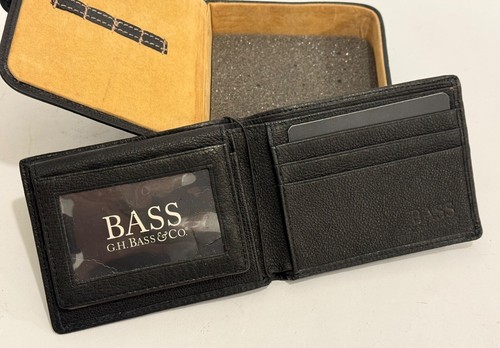 THREE VINTAGE NEW UNUSED LEATHER WALLETS = TOMMY HILFIGER, BASS, RED EELSKIN $99 - Picture 4 of 8